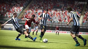 FIFA13 Chiellini tackle